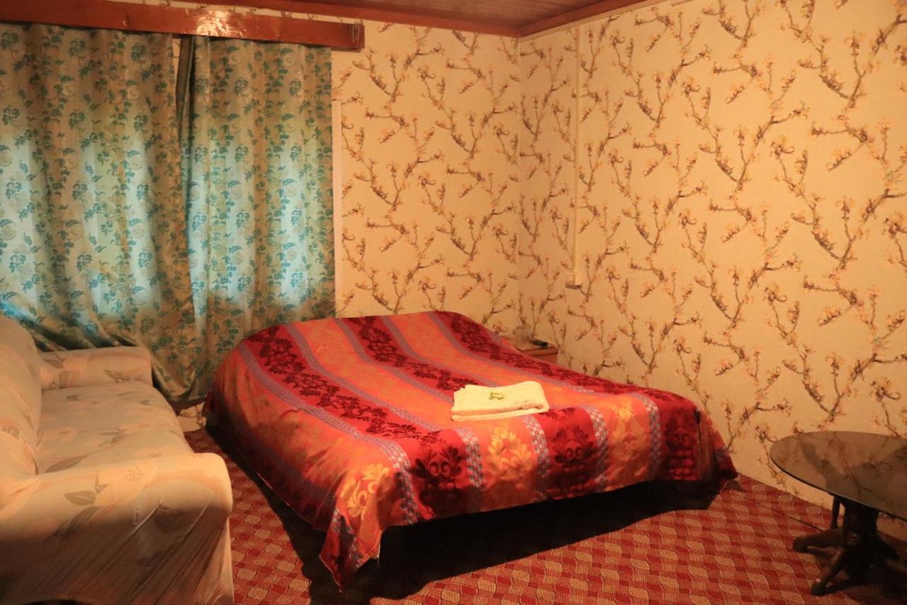 Oswal Cottage Pahalgām Esterno foto