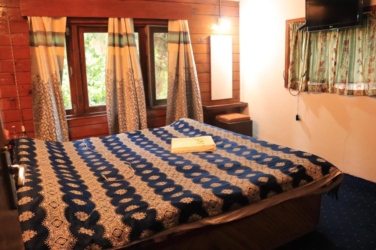 Oswal Cottage Pahalgām Esterno foto