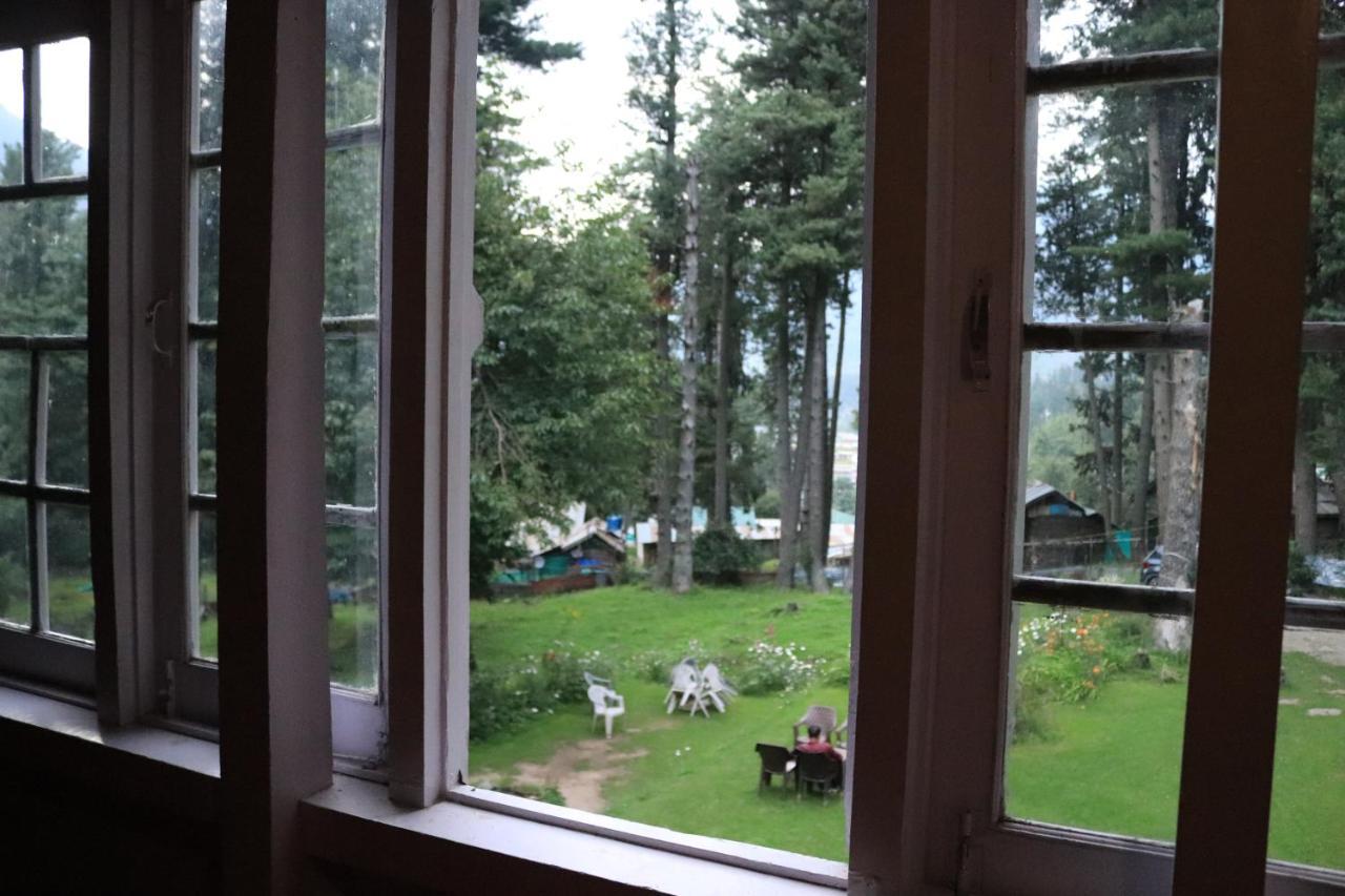 Oswal Cottage Pahalgām Esterno foto