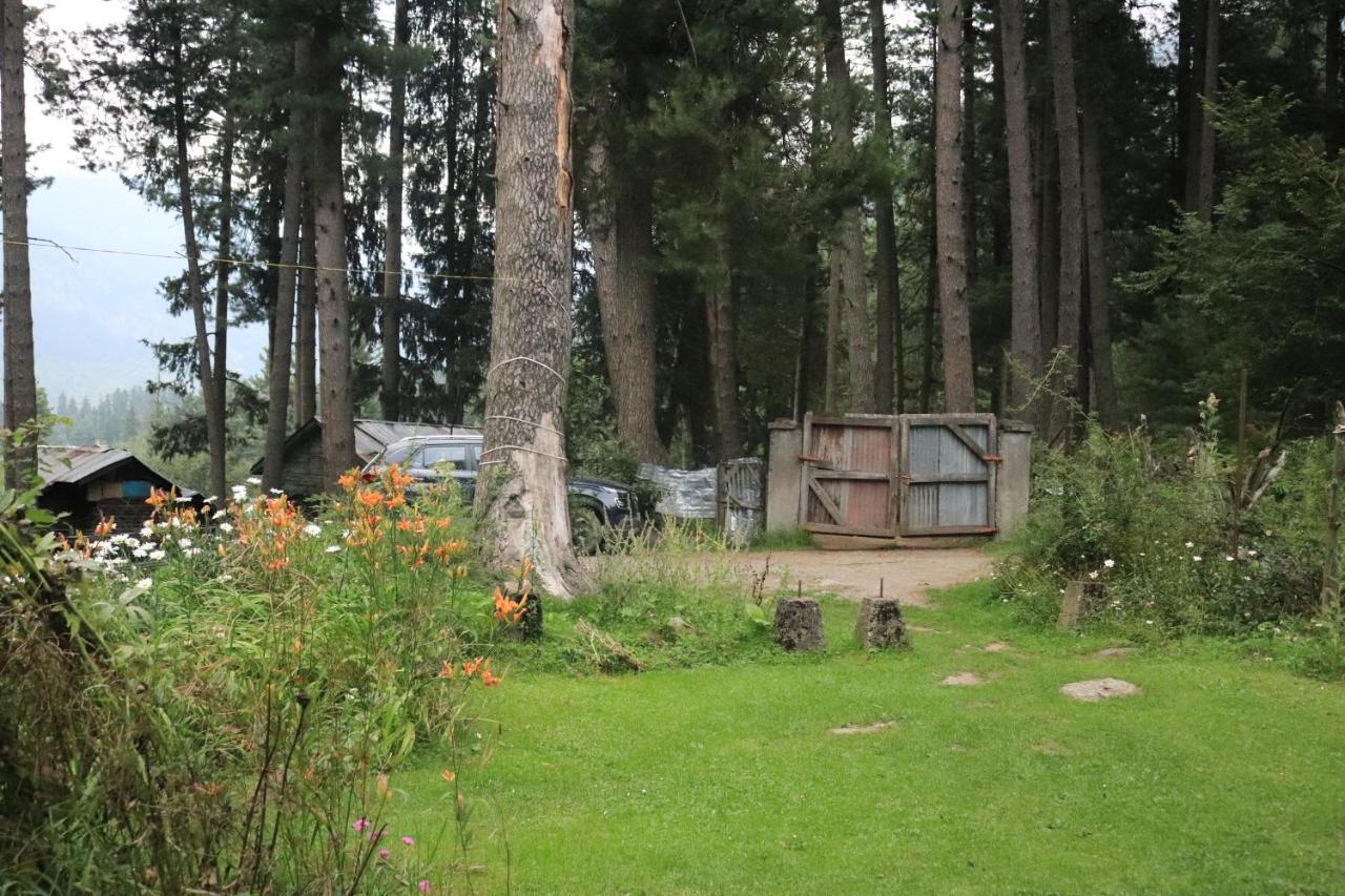 Oswal Cottage Pahalgām Esterno foto